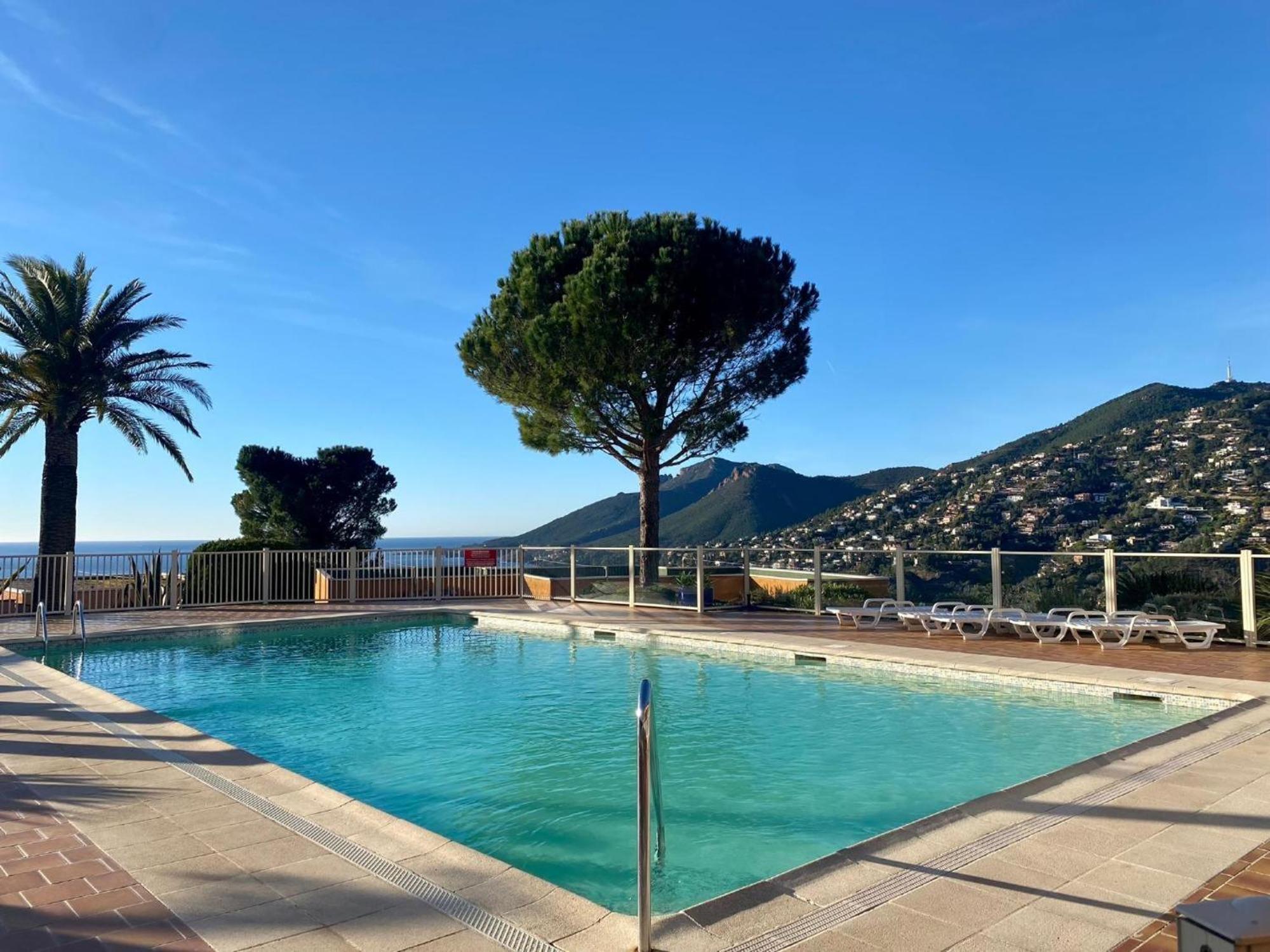 Vue Mer Et Jardin Теуль-сюр-Мер Экстерьер фото